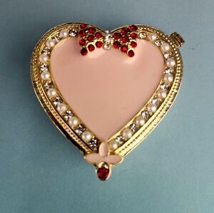 Elegant Pink And Red Heart Shaped Jewelry/trinket Box